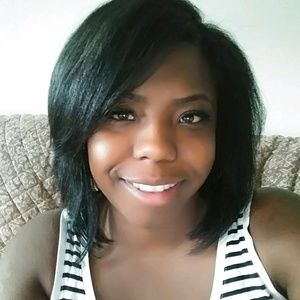 Meet your Posher, Zaneta